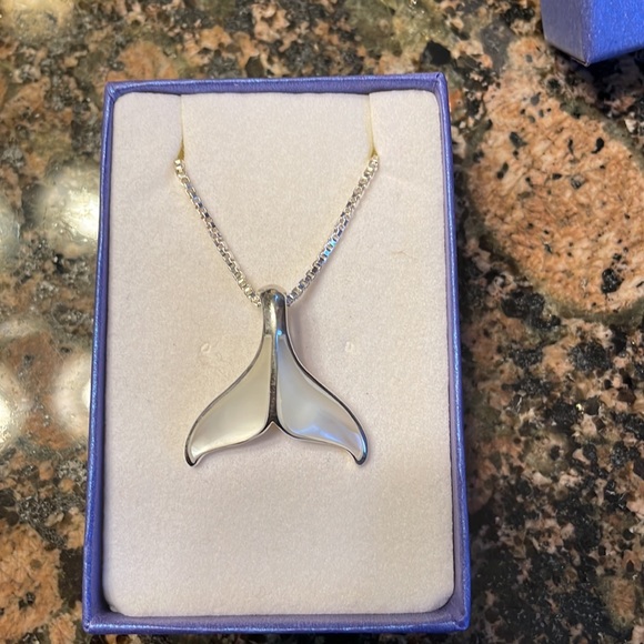 Sterling Silver Genuine Mother Of Pearl Pendant Retail 176.00 NWT - Picture 6 of 7